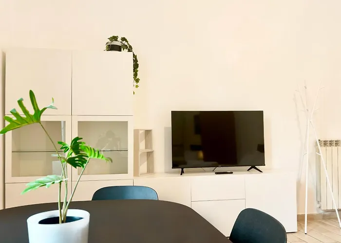 Vatican Apartment 193
